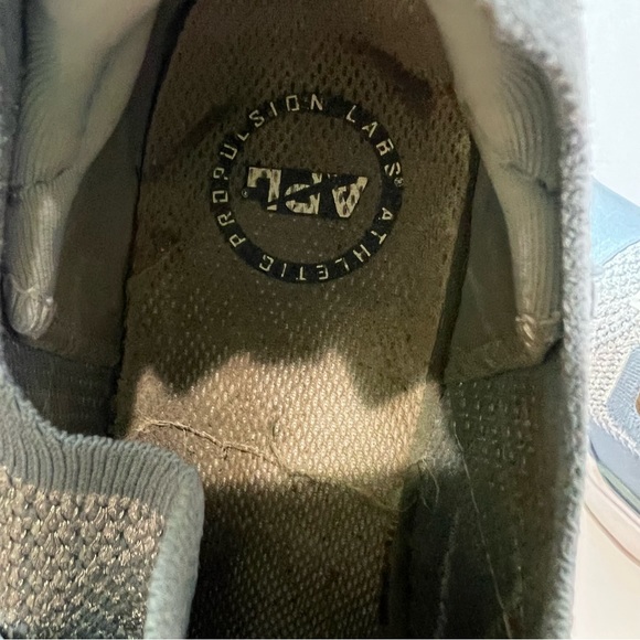 APL Techloom Bliss Sneaker Mesh Knit Light Blue Slip On Womens Sz 6.5 Eur 36.5 - Picture 14 of 15